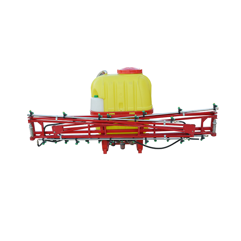 Ce este folosit un pulverizator de boom de tractor pentru？