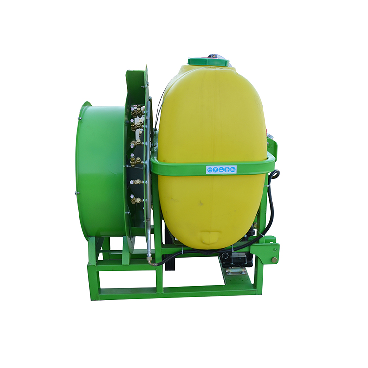 Pulverizatoare de aer cu cuplare în 3 puncte