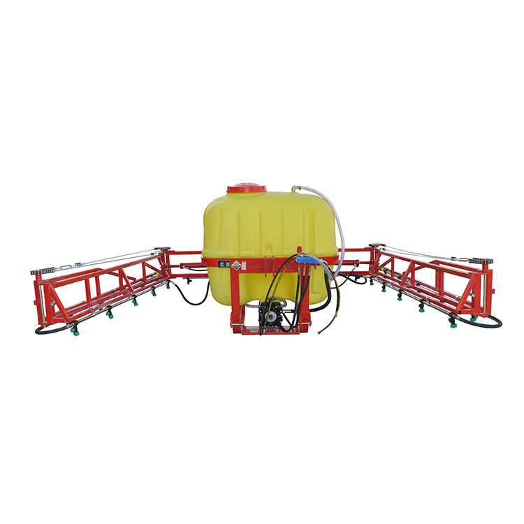 Pulverizatoare de boom tractor